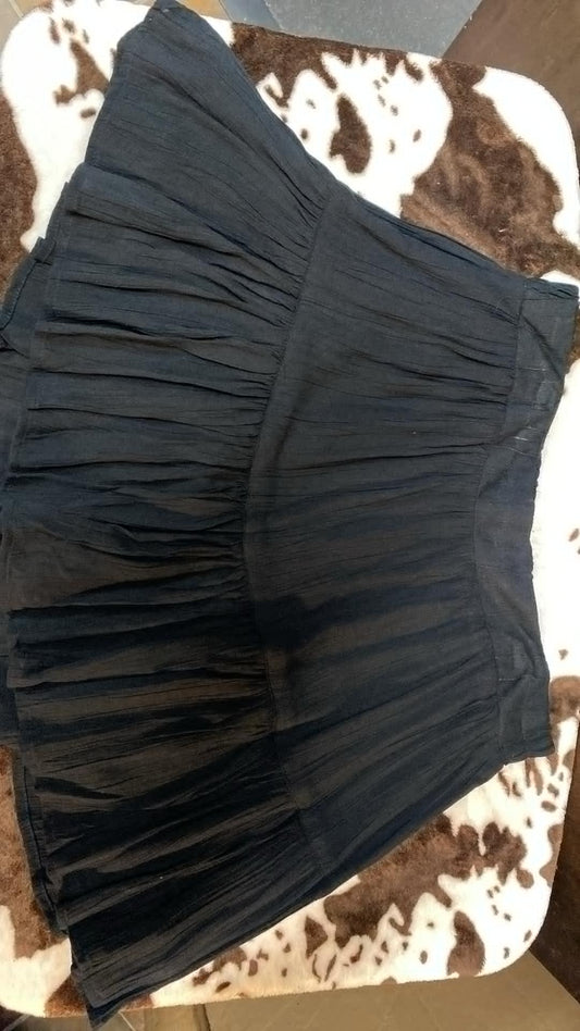 Black skirt